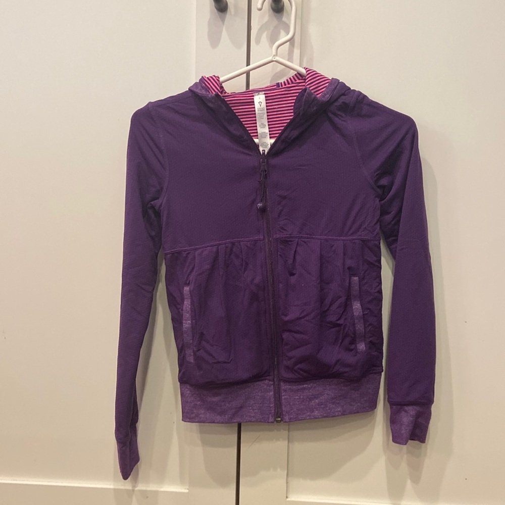 Purple/pink and purple striped reversible Ivivva hoodie